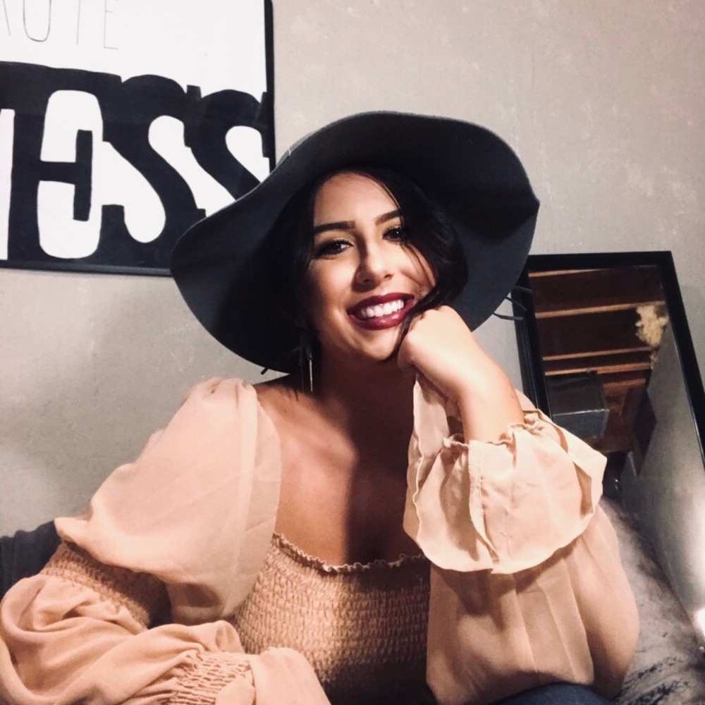 Meet your Posher, Madison